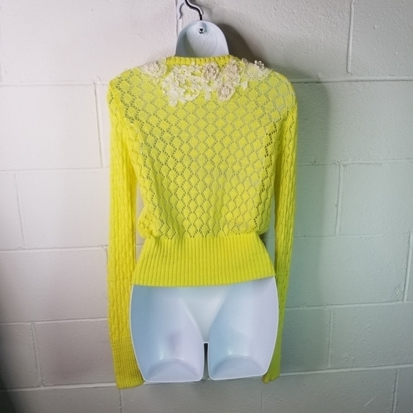 Y2k Anthropologie little yellow bird crochet cardigan sweater Gilmore Coquette - Picture 9 of 14